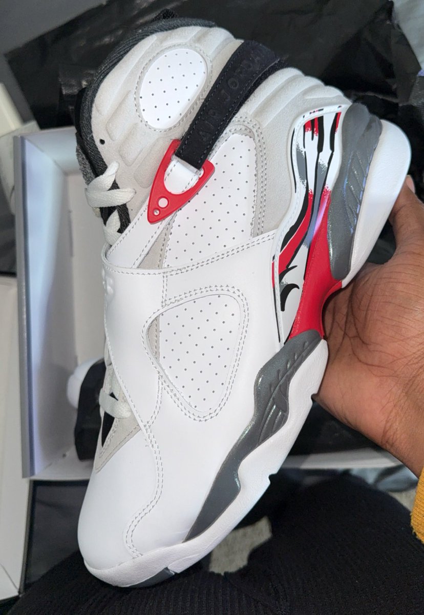 CizzTravis's tweet image. Dear @Nike thanks for a great 40th anniversary for @Jumpman23‼️ I caught 85% of the releases, including the @NigelSylvester, @nikesb , @UNDEFEATEDinc collabs, and Bred “85”