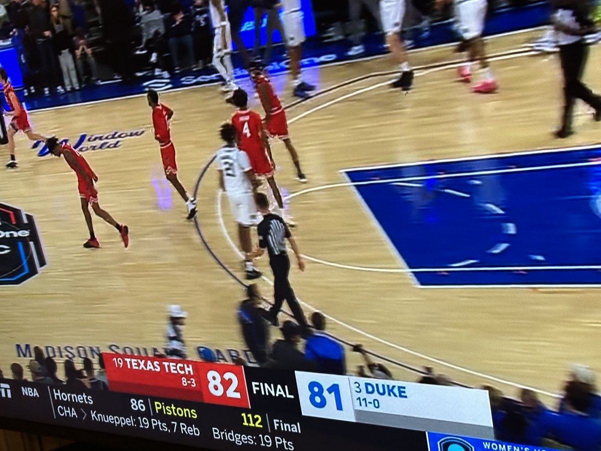 KentRHance's tweet image. Texas Tech beats #3Duke 82-81 at Madison Square Garden in NYC. Red Raiders were down 17 in second half and came back. Great play and great coaching.