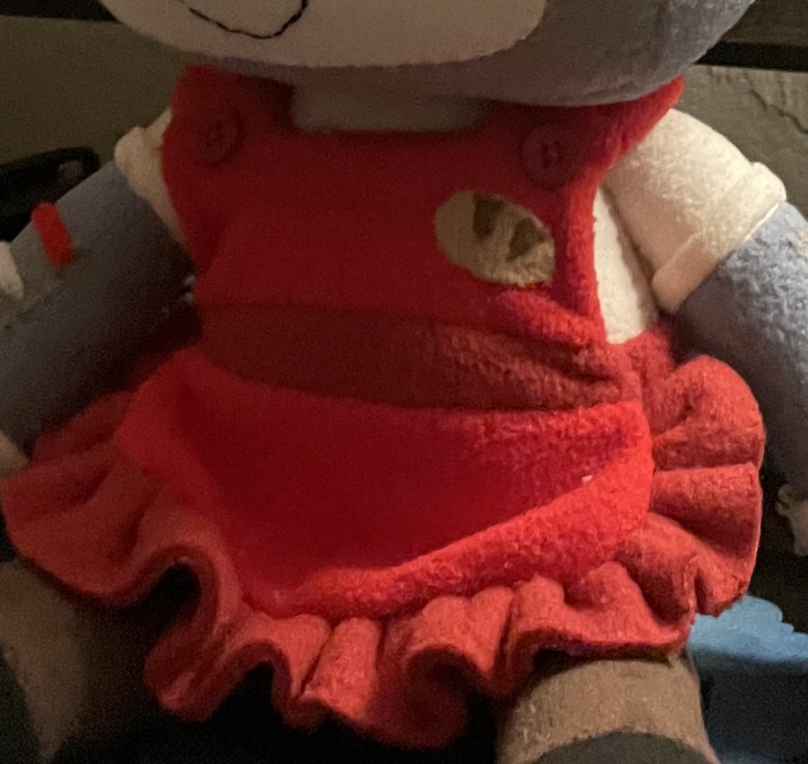 Not updating on much, holiday season got me busy but I’m still working on more au tenna plushies! This one a been helping bake goodies for a party! 

(Can’t fully show him yet! His show time is not til end of December!)