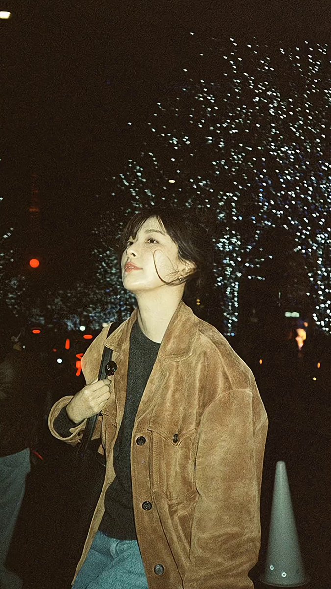 seulreneutt's tweet photo. she looks like a dream https://t.co/b19uLd6KDS