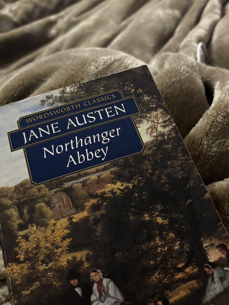 btsofbaek's tweet image. I’m almost to the point of boredom tears trying to get through this book. trying to read 6 books by January and already on page 100 of this but idk if I can keep going w it 😭😭