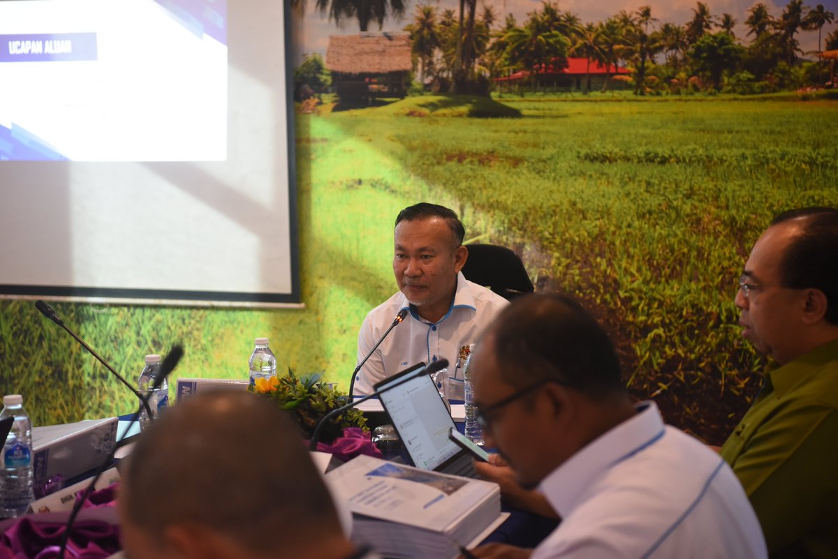 KedahJps's tweet photo. MESYUARAT JAWATANKUASA PEMANTAUAN PROGRAM PEMBANGUNAN (JPPP) BIL 4/2025 https://t.co/2aCxexW9gd