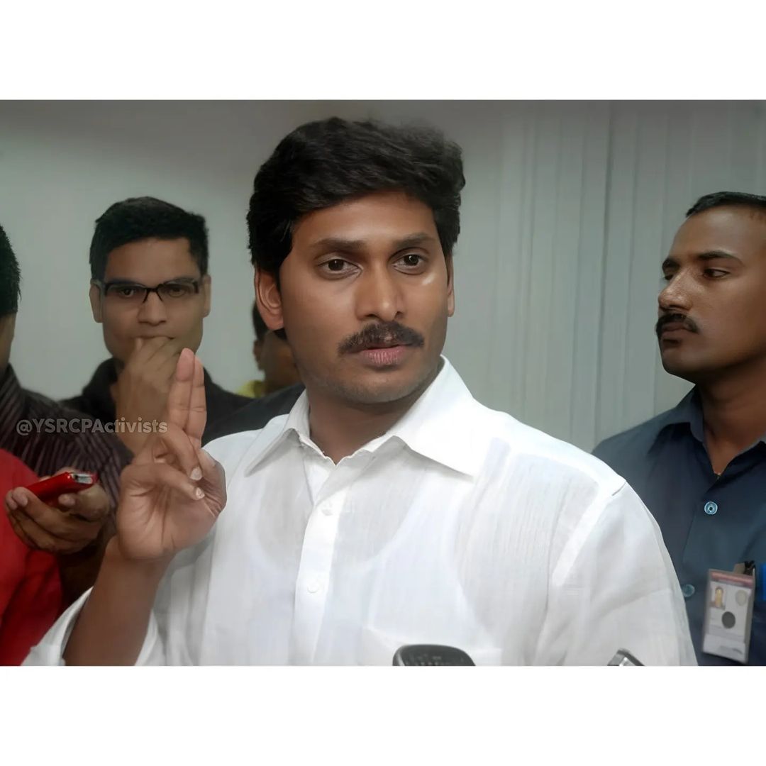 udayvardhan_k's tweet photo. Happy Birthday Leader, keep inspiring.
#HappyBirthdayYSJagan https://t.co/rwnQTfGWPo