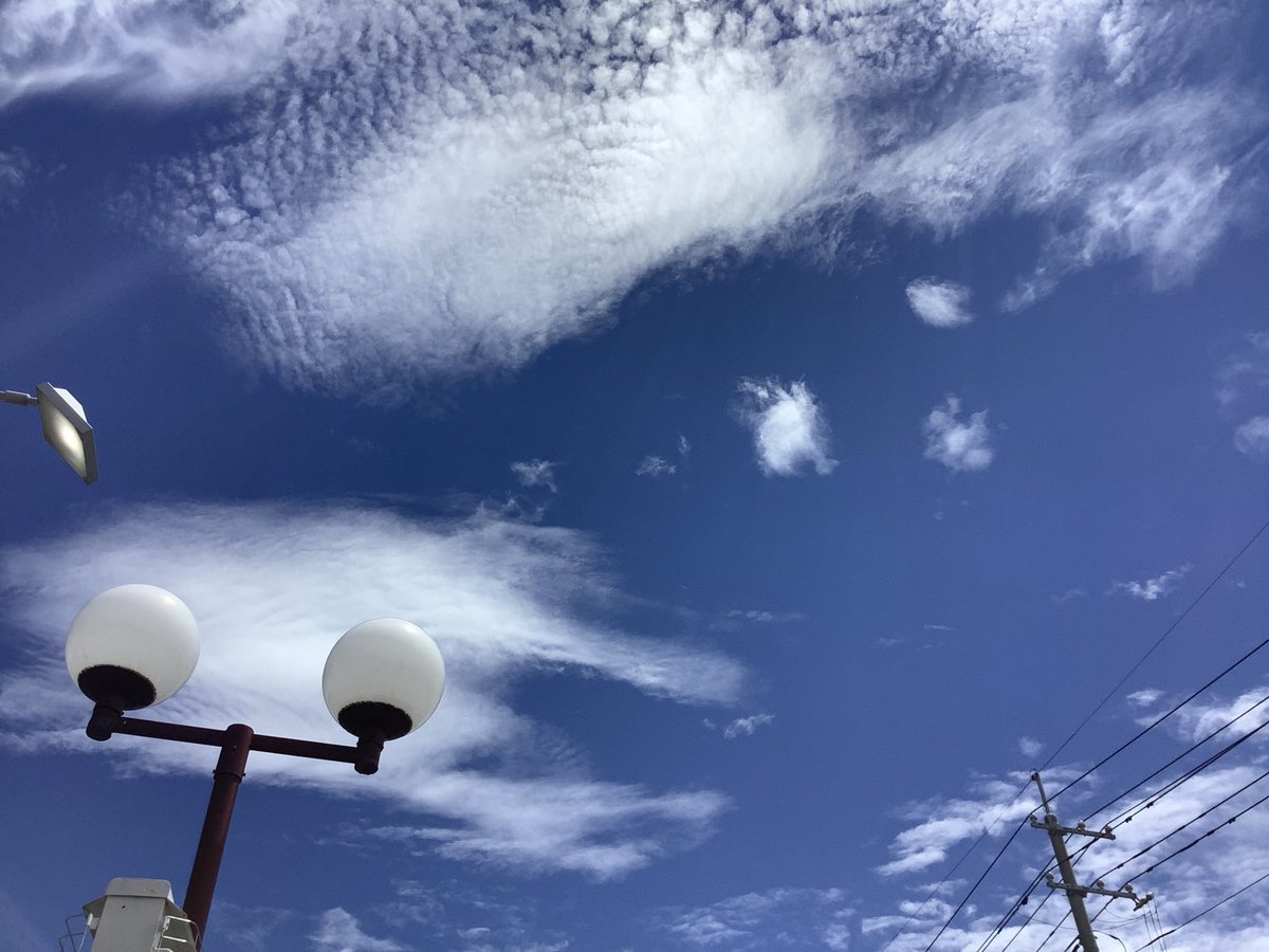 skyforeveryou's tweet photo. なつのそらがこいしい

でも夏になると暑すぎるいや https://t.co/v2YNeMs0Rg