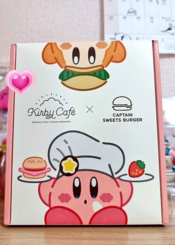 前回カービィカフェに行った時にストアで購入してました