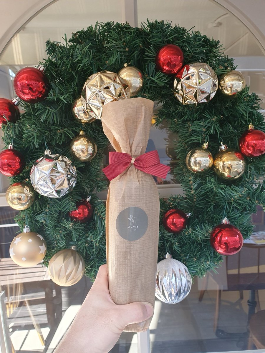 plumpy_brunch's tweet image. 첫해에는 잘팔릴까??? 하며 내놓았는데 찾아주시는분이 꾸준히 늘어 어느덧 8년째 끓이고 있습니다 감사합니다!

세분 추첨해서 뱅쇼한병씩 드릴게요 당발은 크리스마스날 오전
미성년자 수령불가