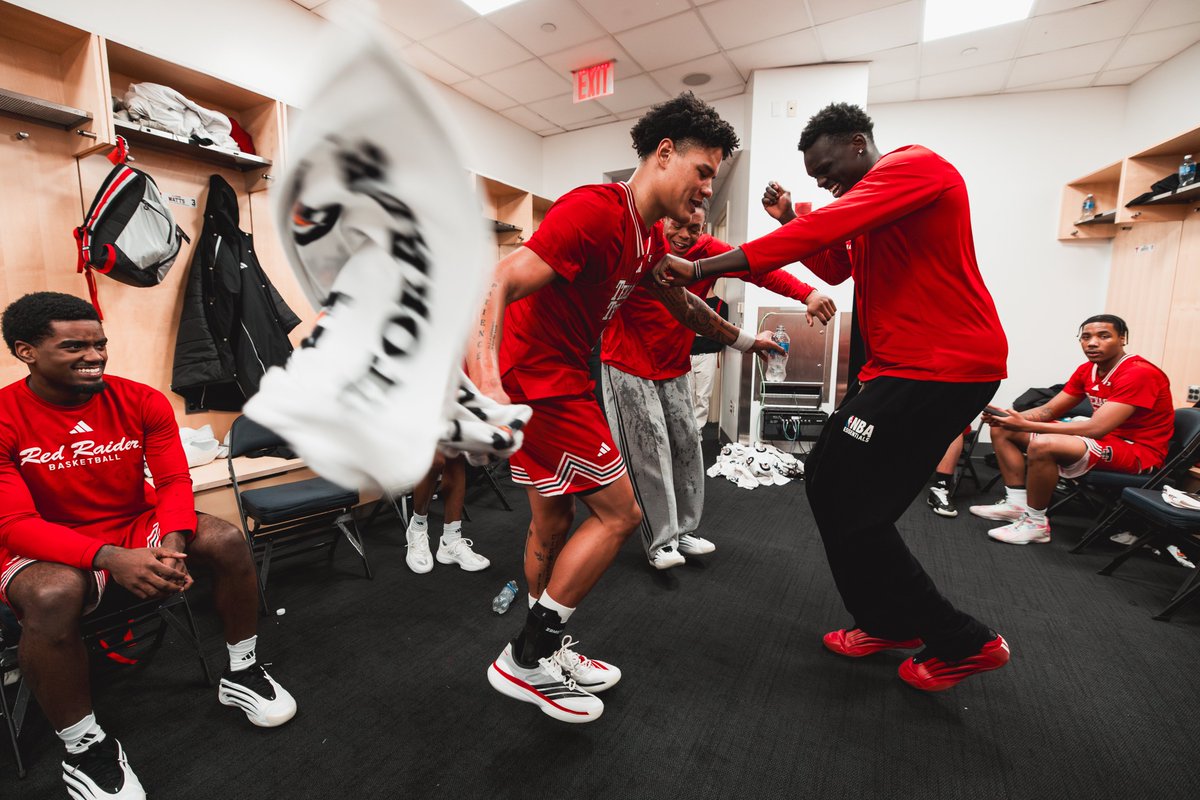 TexasTechMBB's tweet photo. Squad full of DAWGS https://t.co/gBGSCodo8N