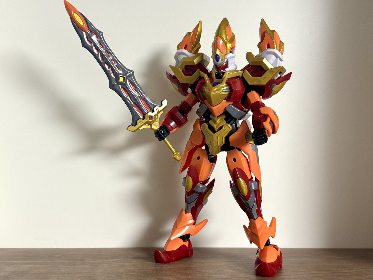 今日はミニプラナンバーワン合体シリーズPBキングキャンデラーを組みました