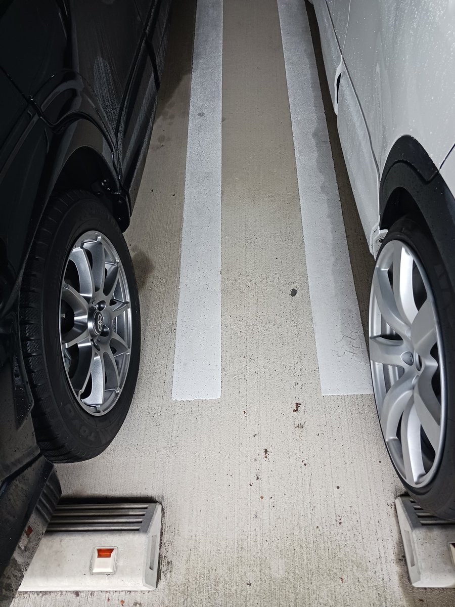 ⇐左17　⇒右20((( ；ﾟДﾟ)))