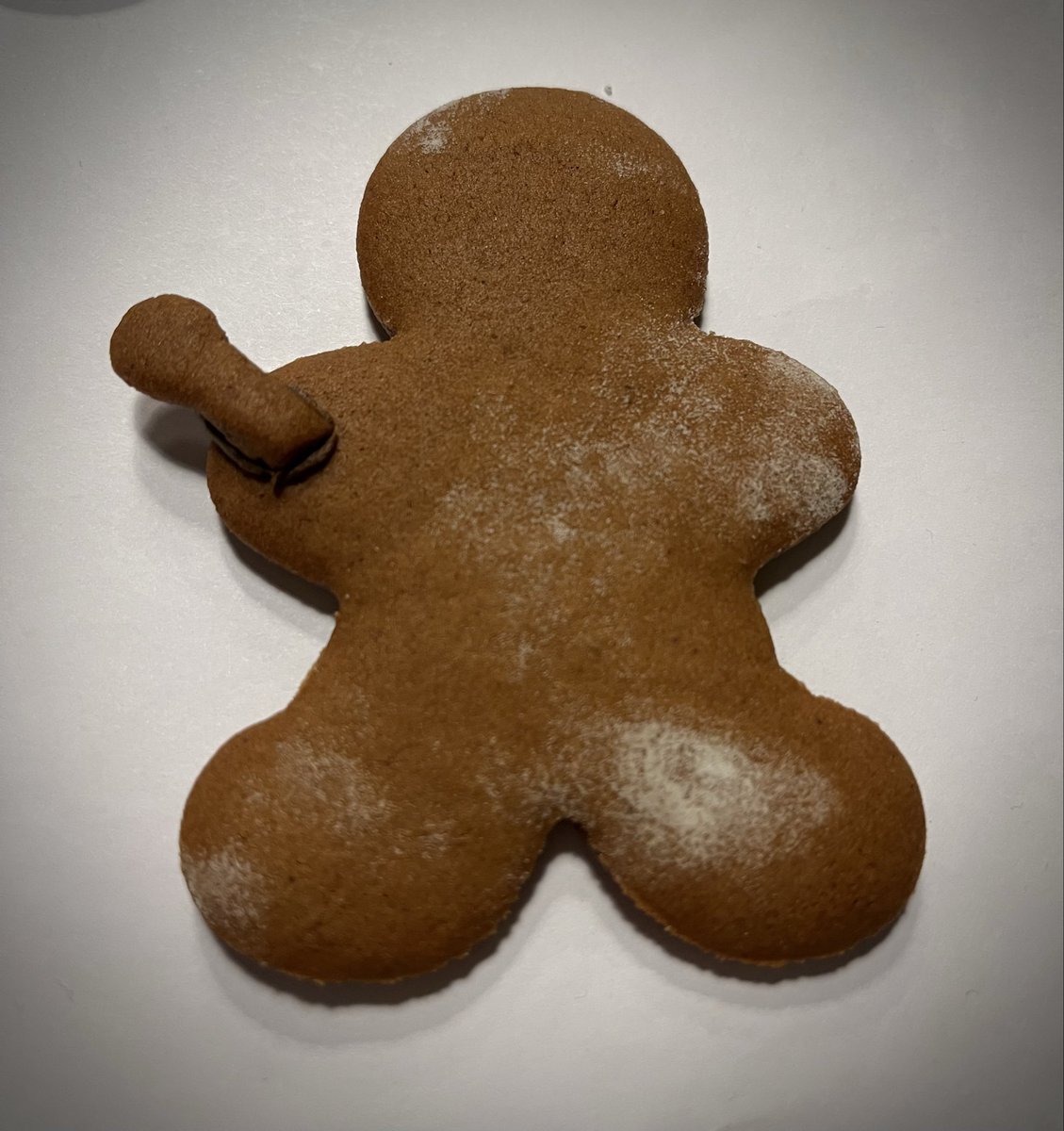 FionaMattatall's tweet photo. Today was the start of icing and construction…
#MattatallGingerbreadProject https://t.co/2ioSWOpE8K