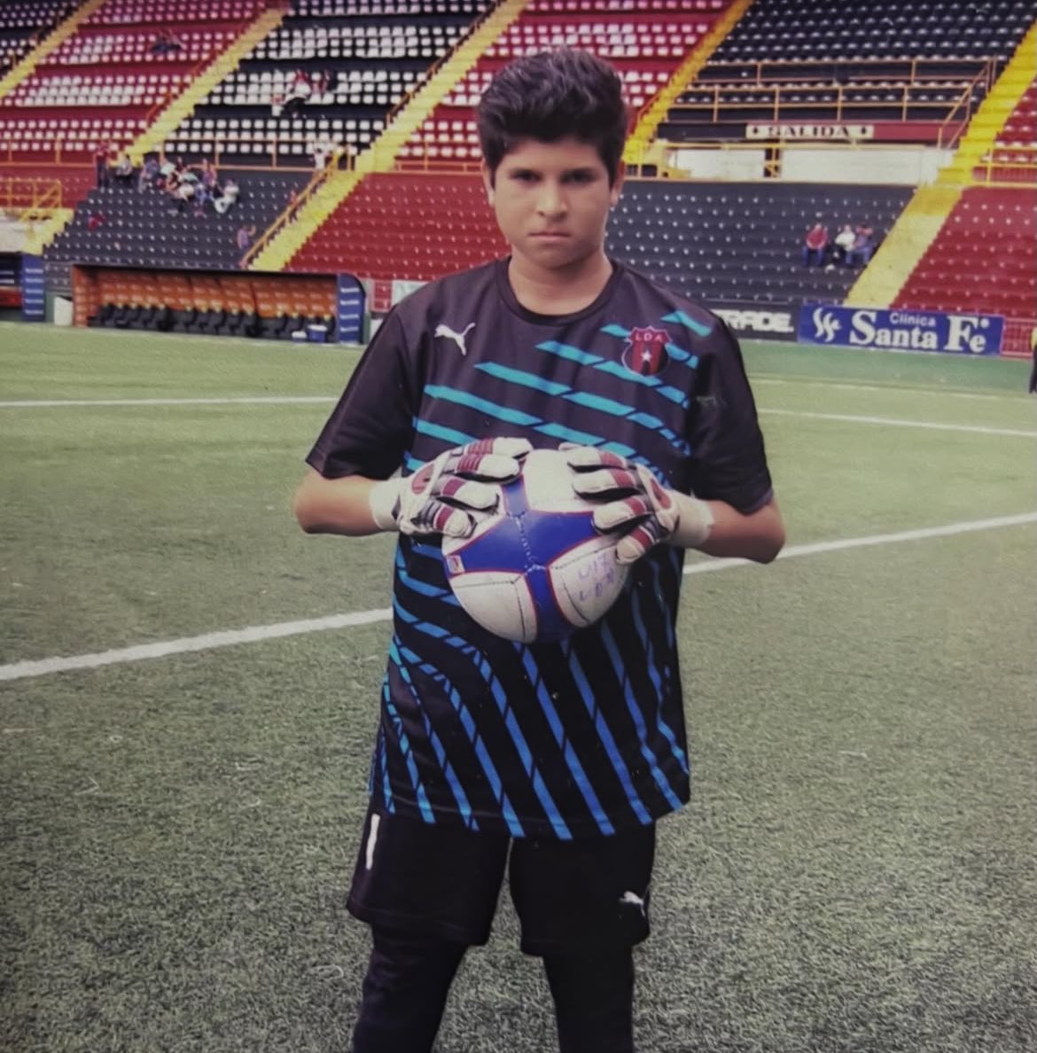 Este tipo nos dio una copa centroamericana y la 31.