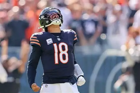 nflrums's tweet photo. #Bears Caleb Williams with the win tonight in OT:  #Dabears #calebwilliams 

- 19/34
- 2 TD 0 INT
- 250 Passing Yards
- WIN https://t.co/hOoZAVkb41