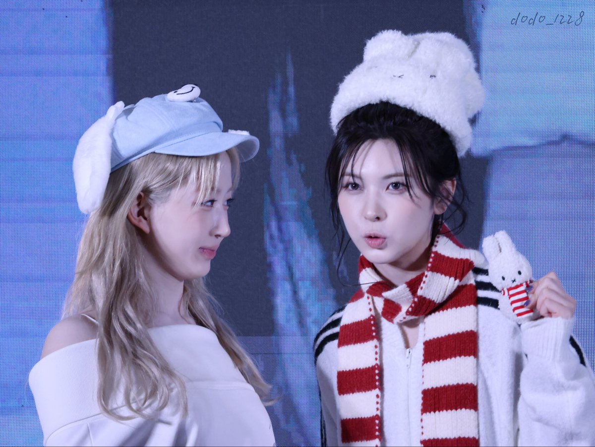 251220 MS

🐰➕🐰

#배이 #BAE 
#해원 #HAEWON 
#NMIXX #엔믹스