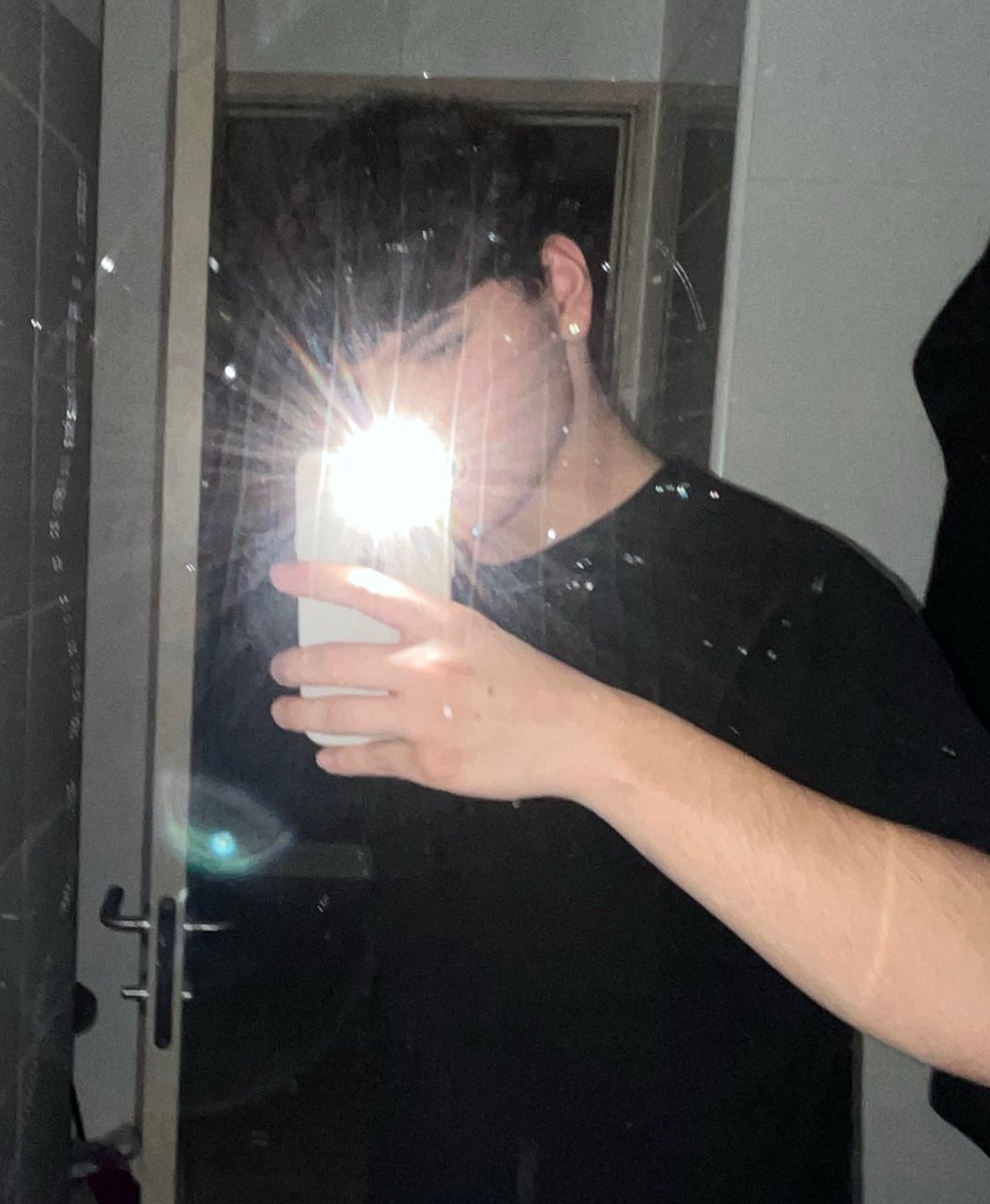 aksless's tweet image. instagram.com/abvdael?igsh=M…