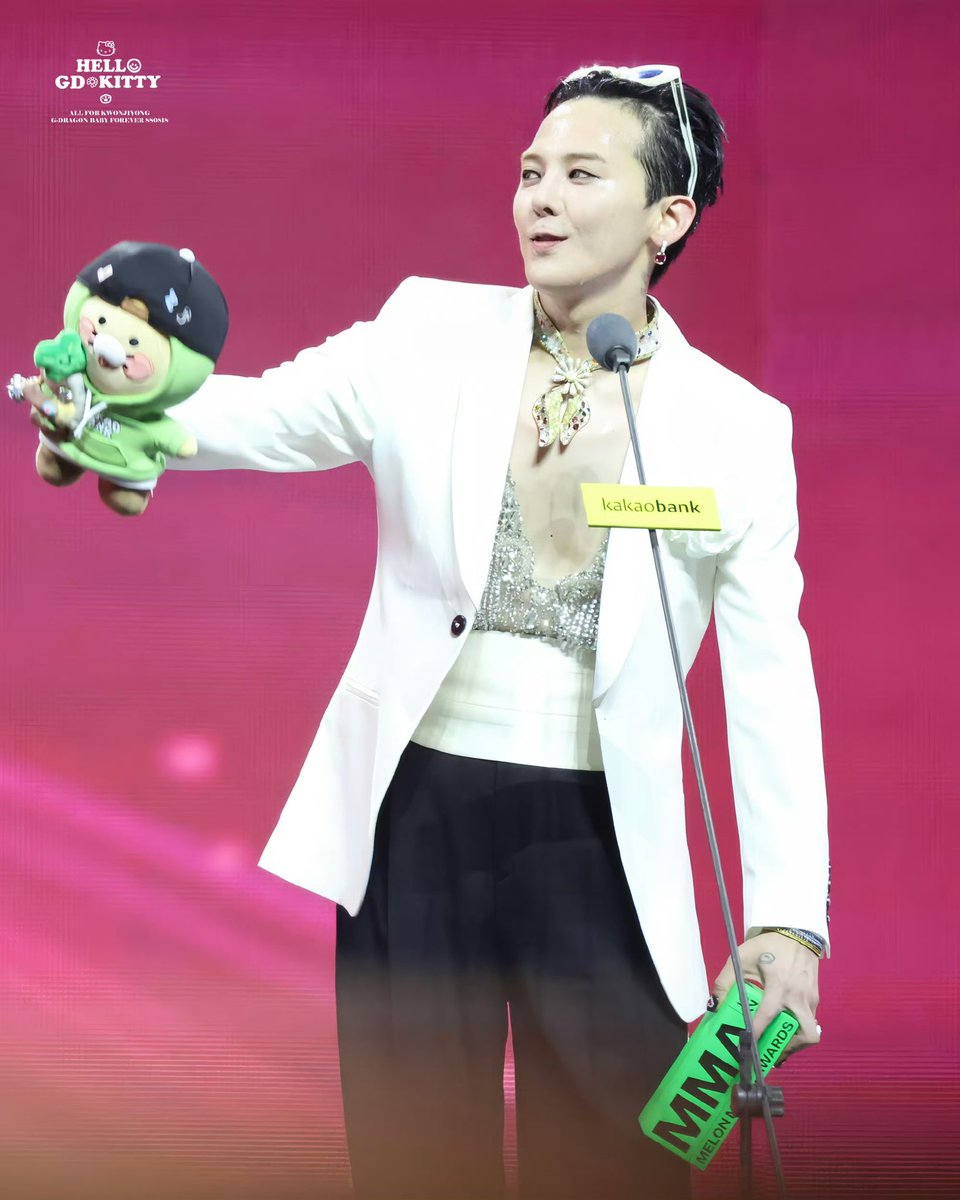 ZashikiforGD's tweet photo. I’m proud of you.
©️hellogdkitty
#GD_King_of_MMA
#지드래곤_멜뮤대상_싹쓸이
#GDRAGON #GD #지드래곤 #지디
#GDRAGON2025 https://t.co/5KgZLmCV1X