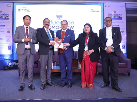 dr_kimar's tweet photo. Honoured to moderate a thought-provoking session at Education Tomorrow – Conclave &amp; Awards 2025 on Reimagining Learning in the Age of AI and humbled to receive the Best Director Award for Academic Excellence.
Grateful to my team at I.T.S. School of Management
#EducationTomorrow https://t.co/CcQj0GreFg