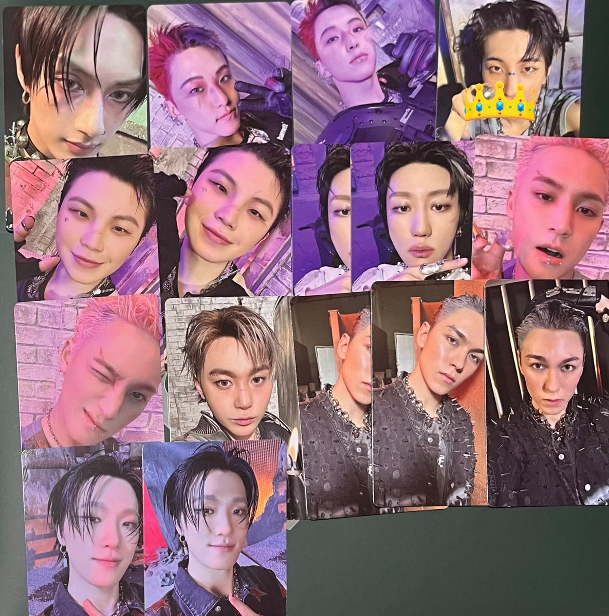 tre___Junkyu's tweet photo. @Qa7qDd リプ失礼致します🙇‍♀️
かなり前の投稿に対してで申し訳ありません。
👑同士の2：2の交換は可能でしょうか？ご検討よろしくお願いします🤲 https://t.co/qcB35ROCvk