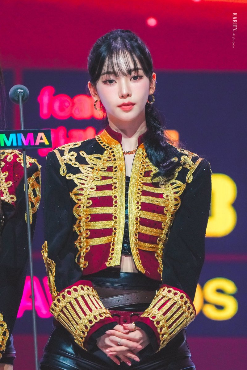handsome karina tweet media