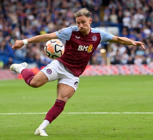 Premier League TIPS tweet media