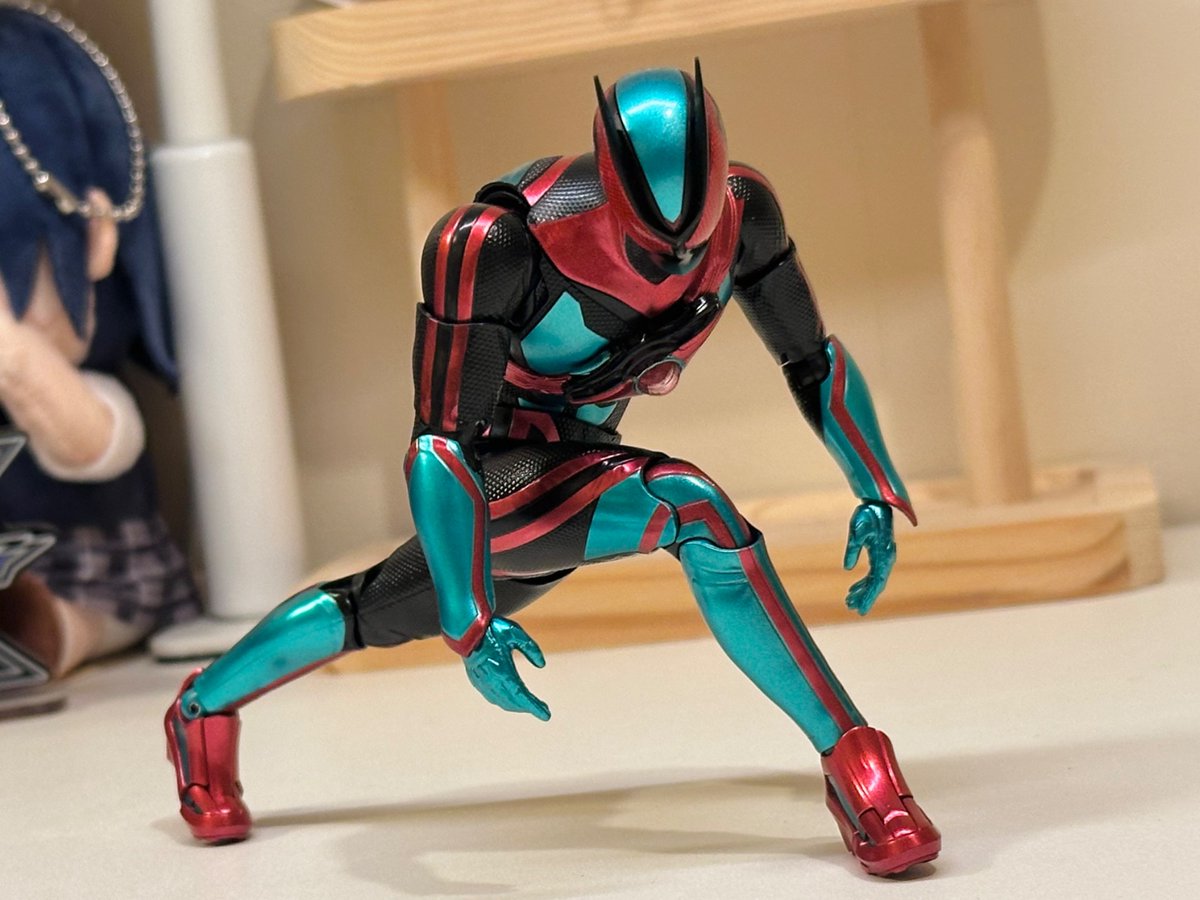 ホントに良い可動してるわ