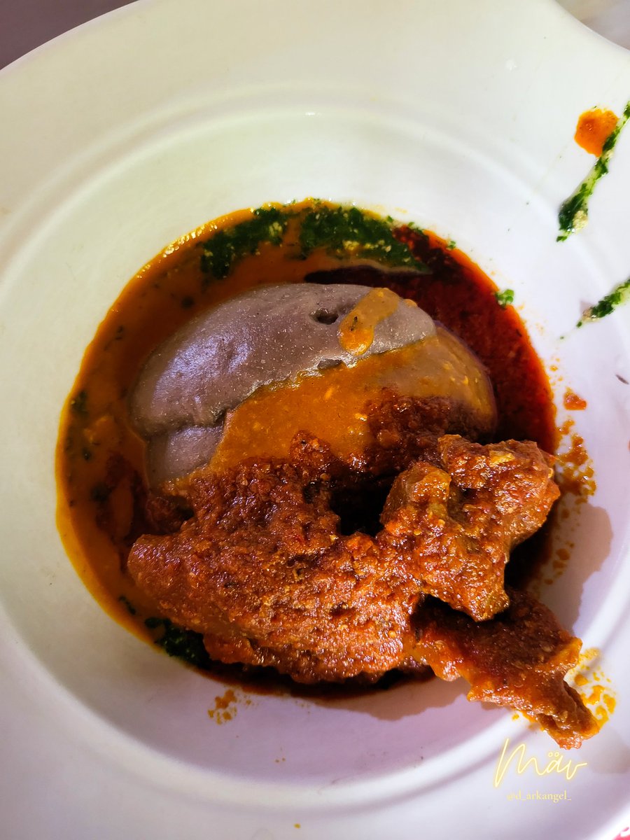 visuallymav's tweet image. 4 pics, 1 Word.
#LowBudgetVacation