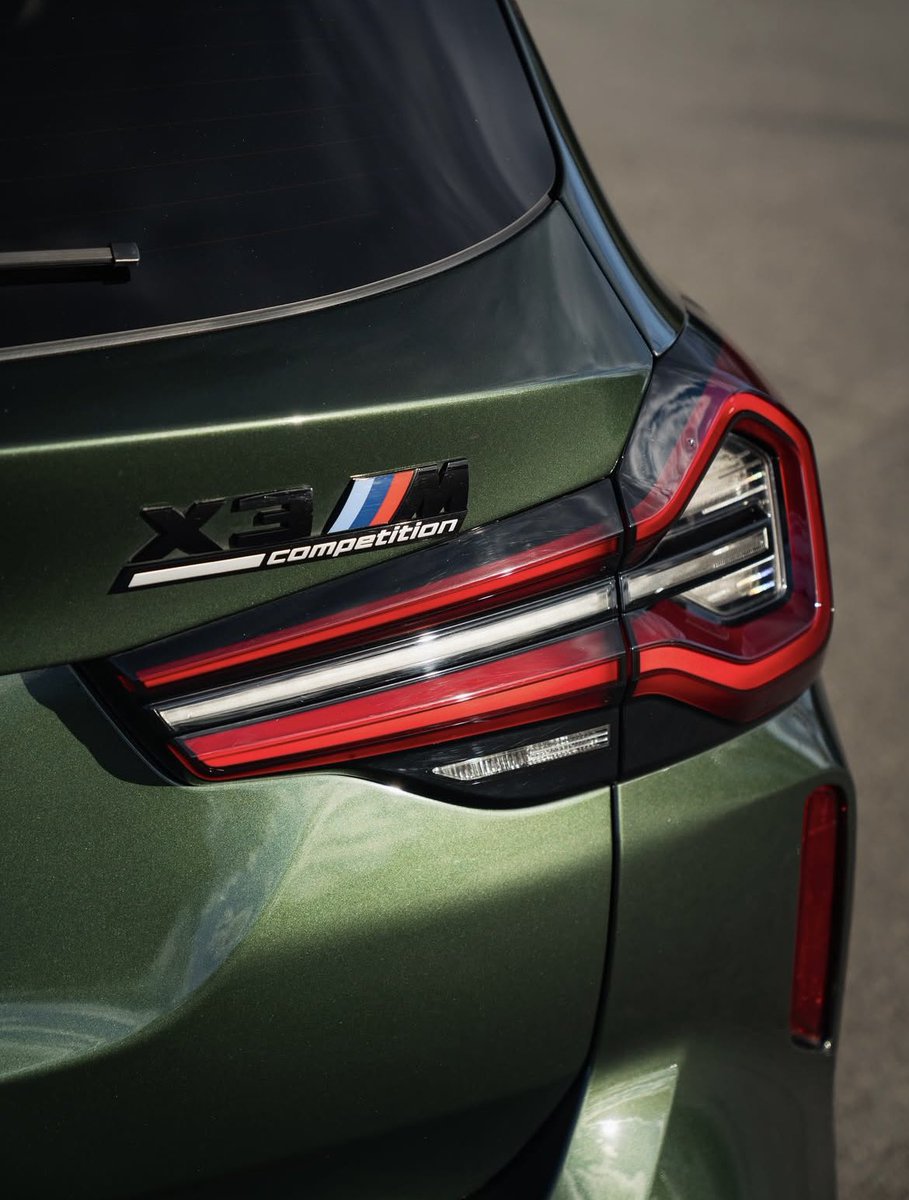 En plus d’être injouable sur les jantes, BMW ne reçoit personne à sa table dans la catégorie des SUV sportifs.

📸 vinrino sur insta