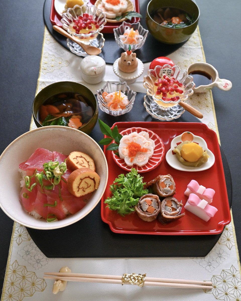 こんばんは😊 ナチュラルキッチンさんから 提供いただいた素敵なうつわ