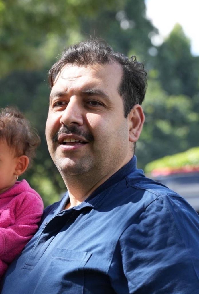 TrendRights_EN's tweet photo. 👉🏻Educator Mustafa Güngör, under the protection of the United Nations in Kenya, faces deportation to Turkey. 

He was unlawfully detained by the Erdogan regime, which is ignoring the UN decision. https://t.co/bn14FPQ8HV