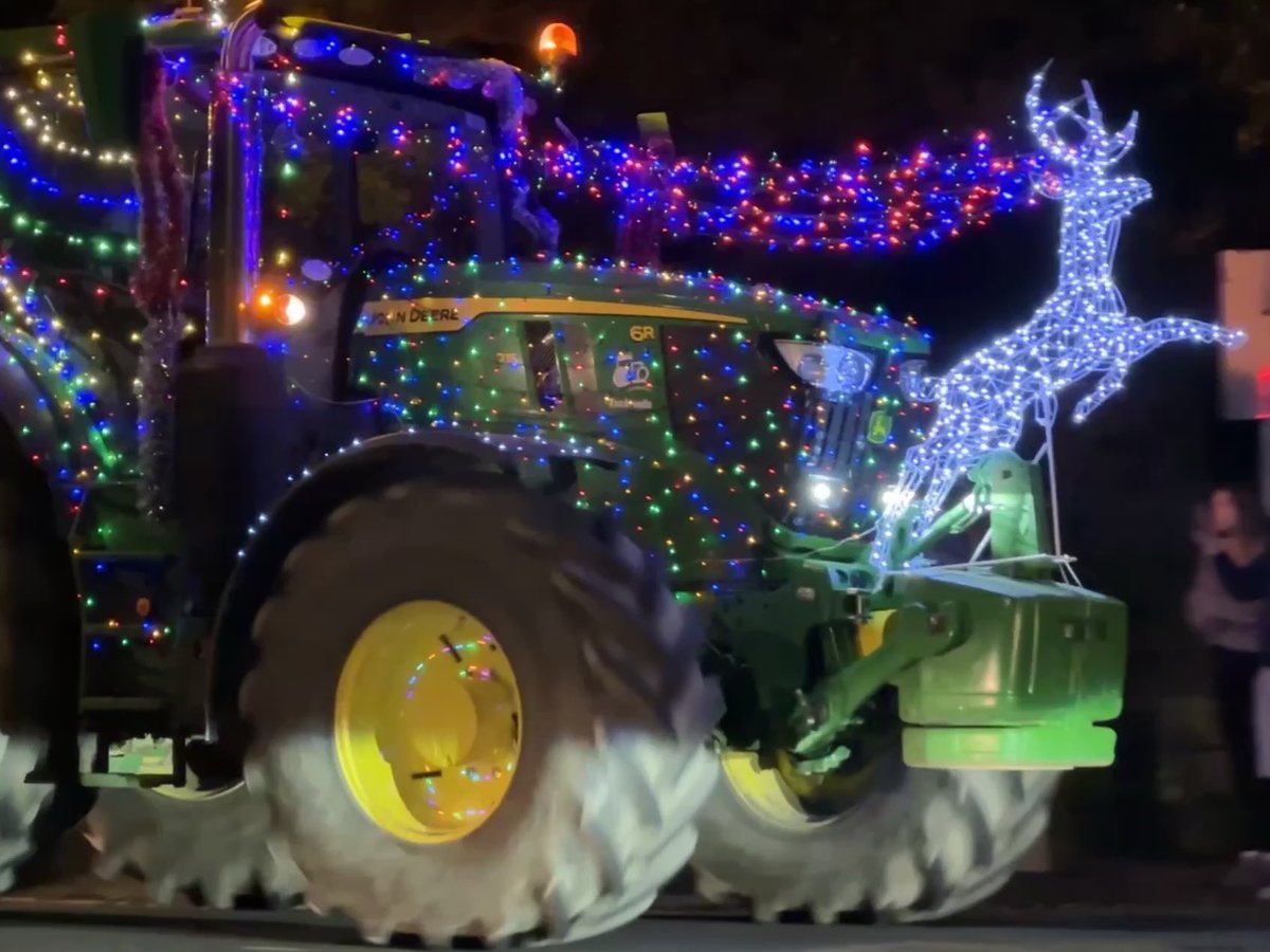 Great to see the tractors last night for Westfield lights. #westfiled #westfieldlights #charity #hastings #christmas