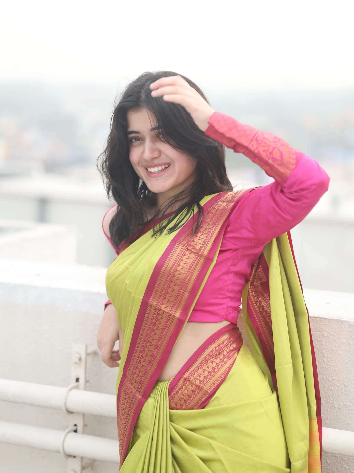 G8r31YEacAAP8st?format=jpg&name=large