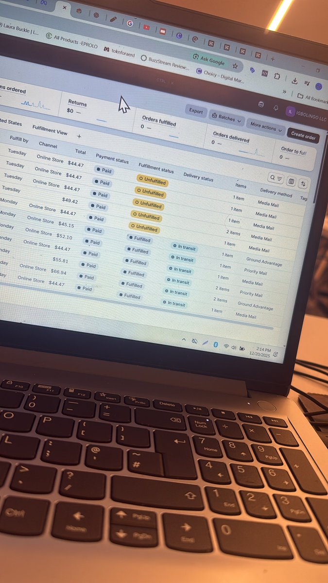 At the start of December, this store was getting barely one or two sales
The owner asked for help
We planned and executed a tailored marketing strategy for the brand — even though the niche was highly competitive

Today, they’re generating over $2,500 in revenue
👉Comment “Igbo”