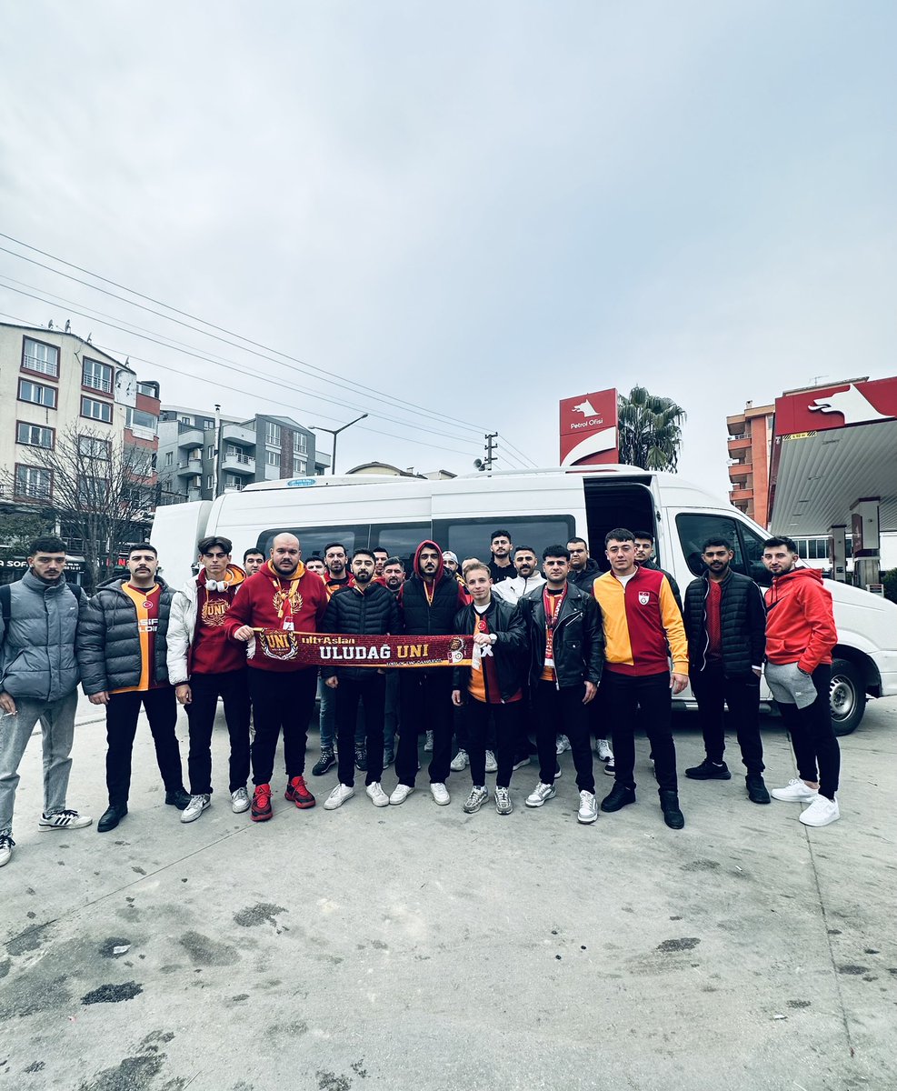 YAĞMURLARDA ÇAMURLARDA ARMA AŞKIYLA! 

GALATASARAY’ımızın - kasımpaşa ile oynayacağı maçı desteklemek için yollardayız.

#ultrAslanUNI
#uAUNIULUDAG