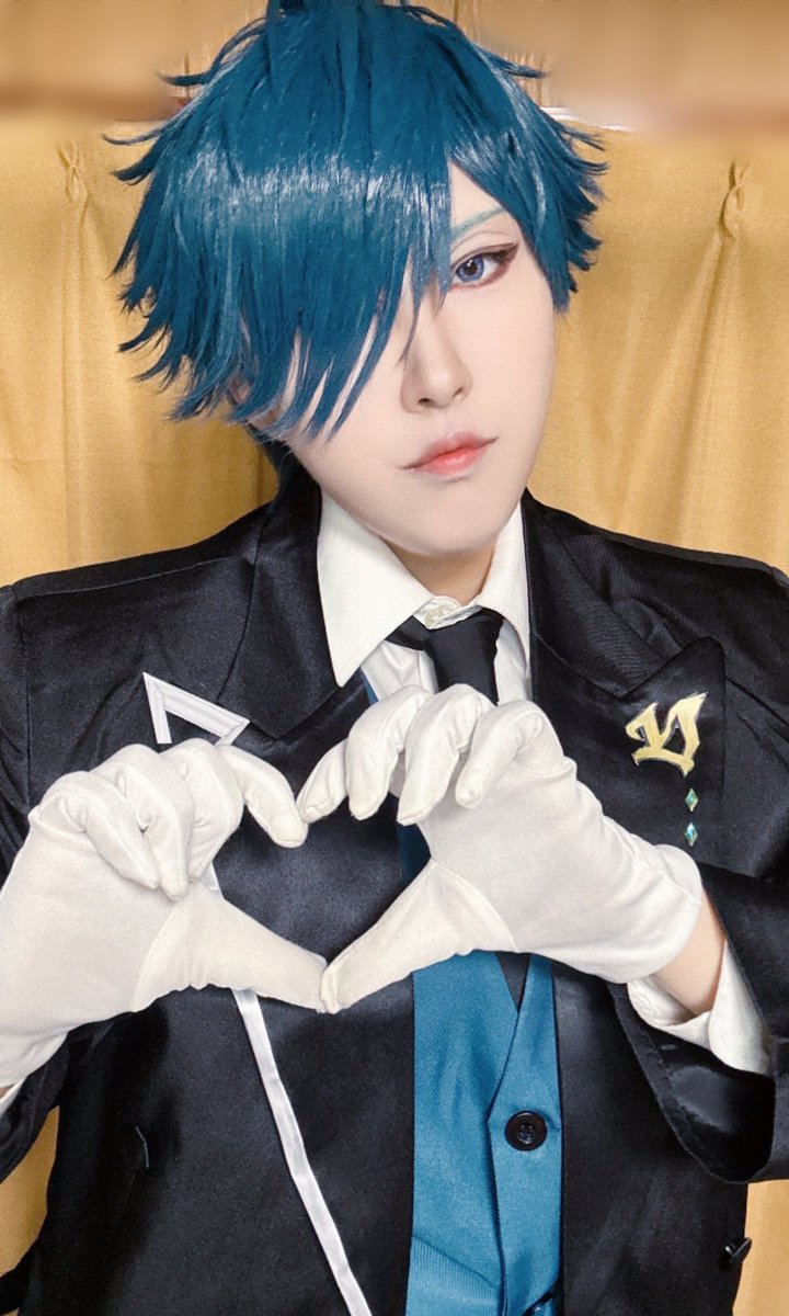 ⚠︎C.R🍨歌みた衣装 cos
誕生日記念にモｪモｪしてきた🫶