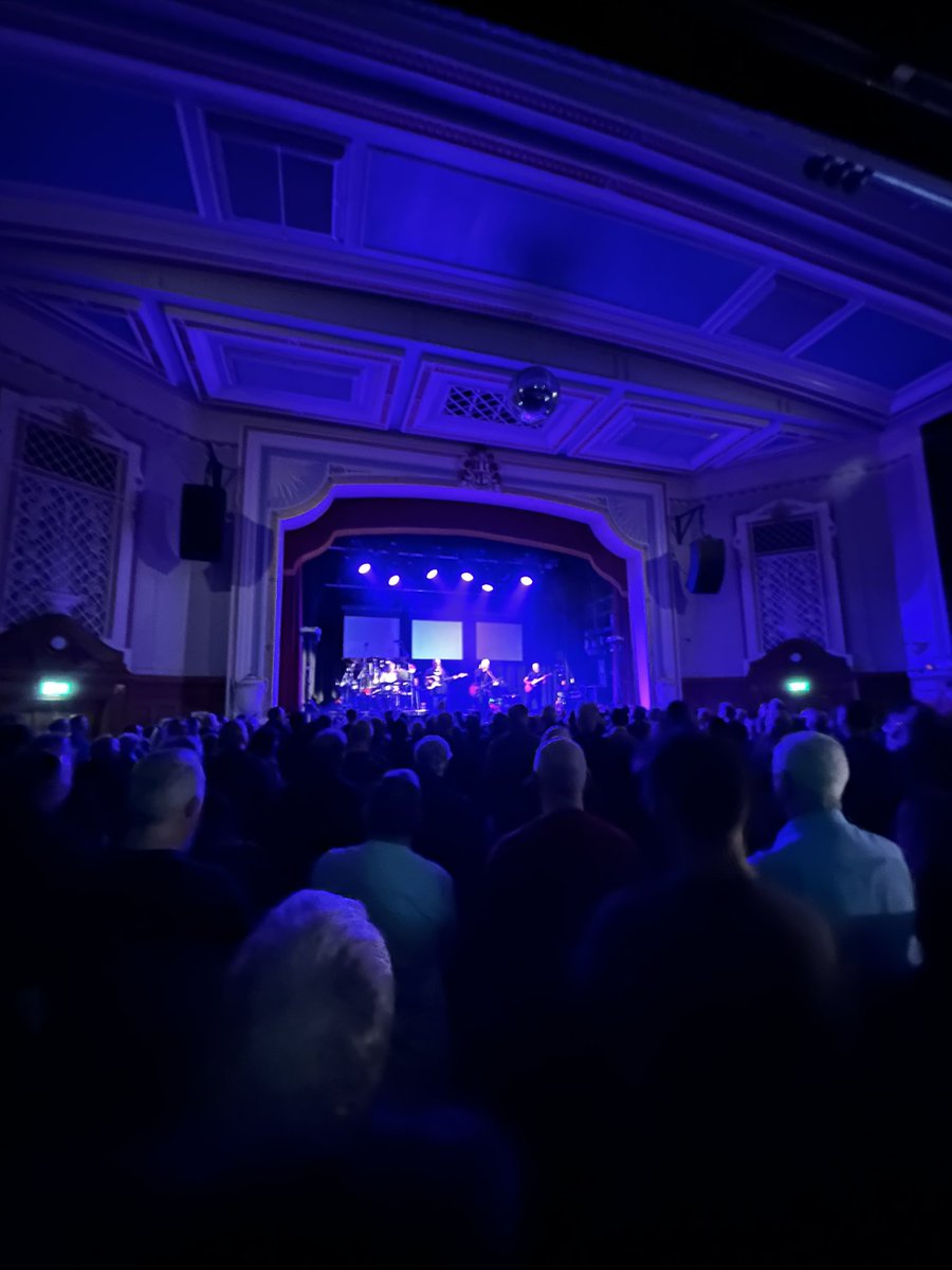 ReturnedToTheEarth tweet media