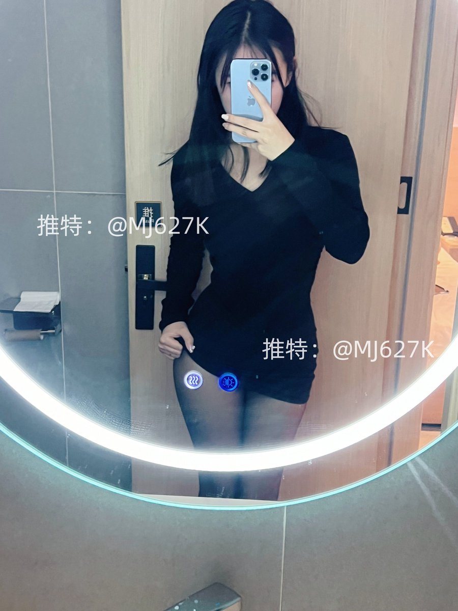 MJ627K's tweet image. 感谢关心🙏统一回复一下。
小Y和香菜应该是彻底结束了，有点遗憾，之后大概率是看不到我们之间再联动了，以后还是朋友
香菜人绝对没有什么问题，挺好的，人品各方面都很好，之前玩的也都挺开心，只是她们两个拌嘴升级了。
也没有啥大事儿，总结一下吵架原因就是：小Y有点闹小脾气，香菜又有点不敏感。