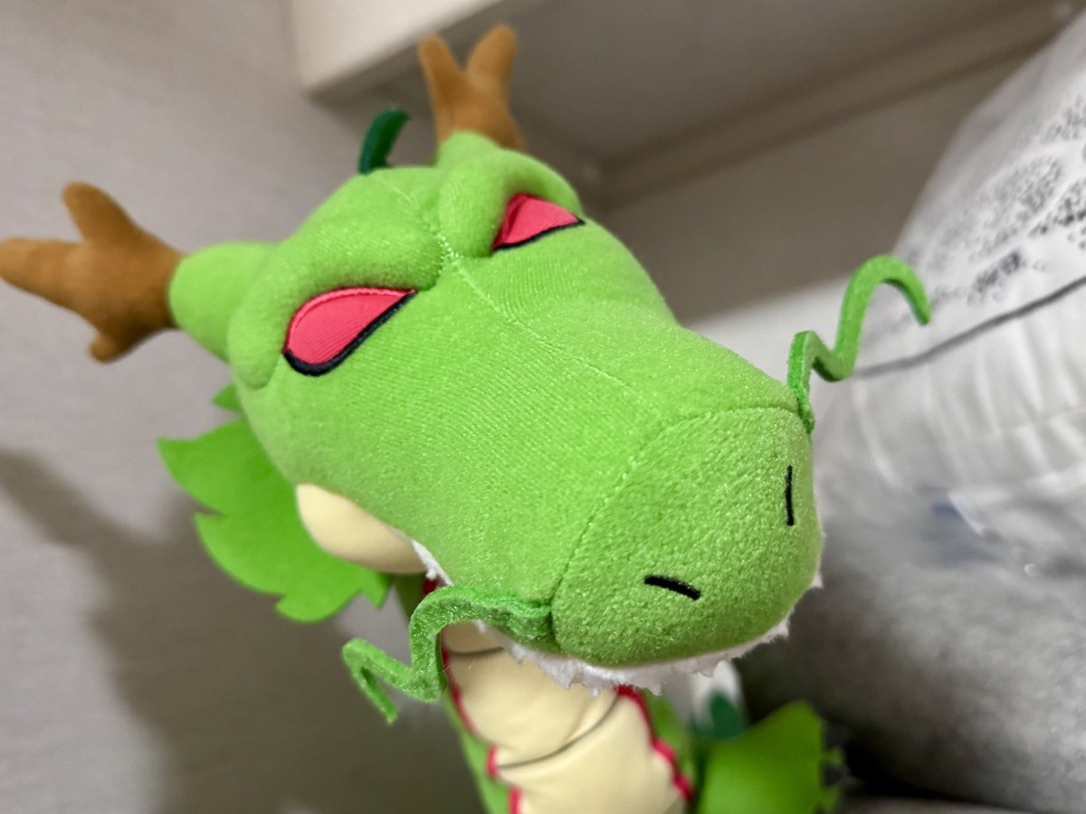 PAPIKO1987's tweet image. めちゃながぬいぐるみって何度か再販してる？うちの押し入れにずっとこの子いるんだけど。