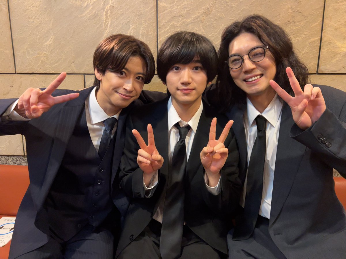 舞台『許溶のとき‐kyoyō no toki‐』
全公演終了しました。

宮オム節目の第10回公演、そして楓馬の宮オムでの座長公演。
色んな想いが溶け込んだ公演でした。

2025年最後の作品
物語に溶け込めて心地良かった。
ご来場、応援、ありがとうございました！！

#許溶のとき