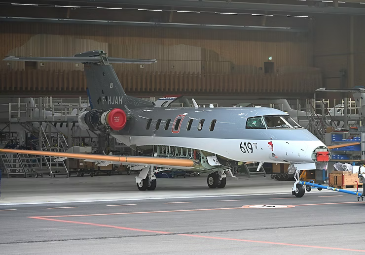 ⚓️🛩️ 🇫🇷 #AéronautiqueNavale Le premier PC-24 destiné à l’Aéronavale française <a href="/MarineNationale/">Marine nationale</a> est en phase d’assemblage final chez <a href="/PilatusAircraft/">Pilatus Aircraft Ltd</a> à Stans. 🇨🇭 avianews.ch/post/le-premie…
