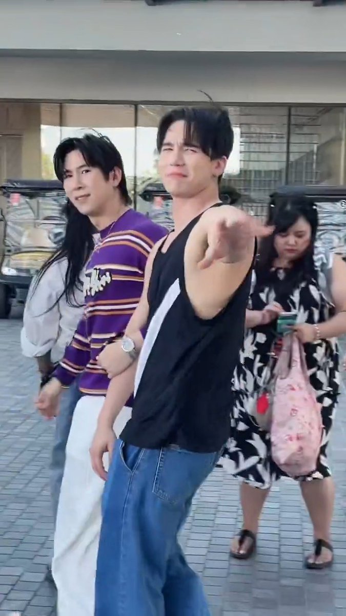 บี๋จ๋าาา พี่ไปด้วยยยย 🥺
#MaxNat