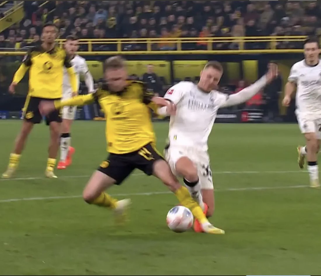 harry kane hätte den elfmeter bestimmt auch nicht bekommen oder? oder?!?