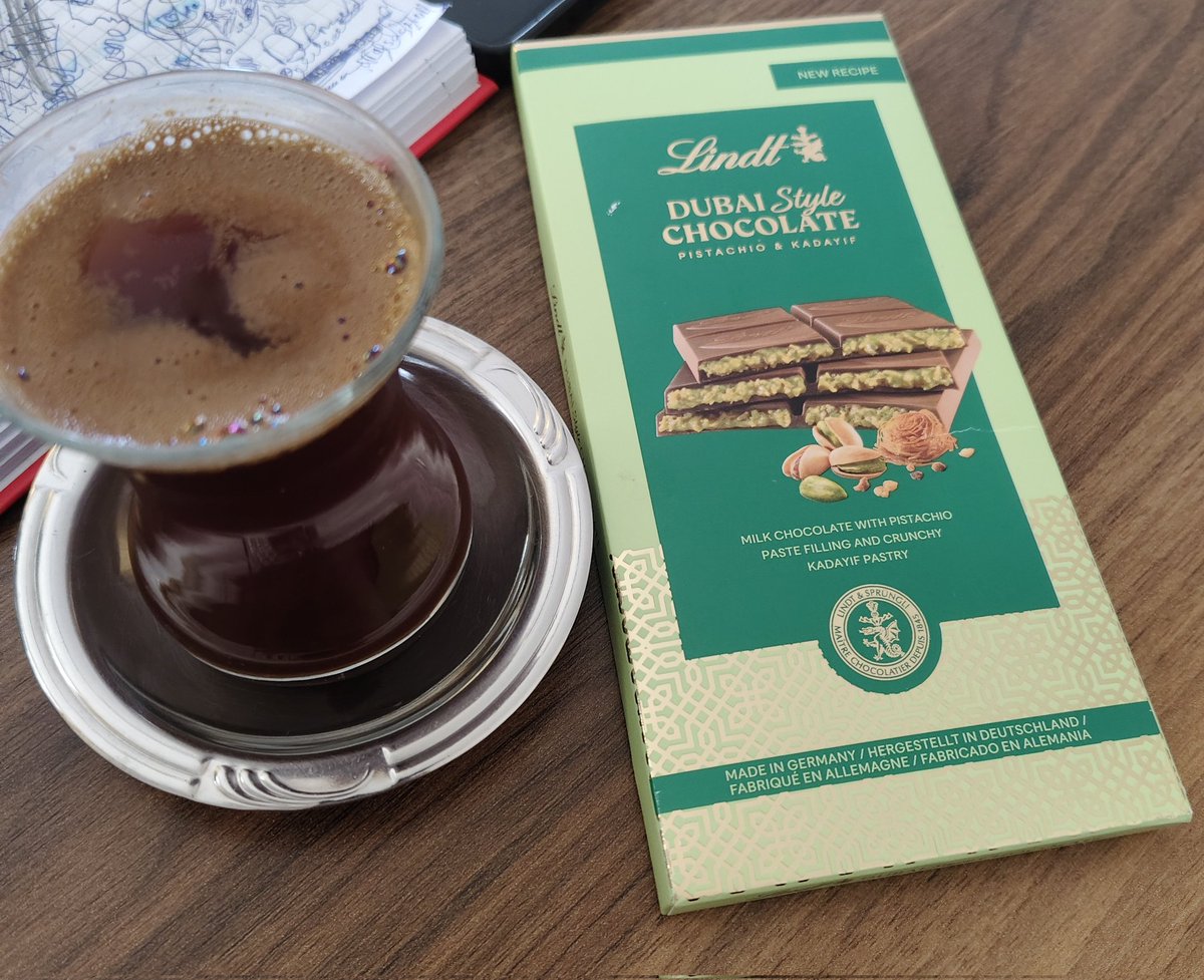 GcodeXS's tweet photo. #LindtChocoLate #TurkishCoffee #Sunday #sundayvibes https://t.co/KhMoaPTzKg