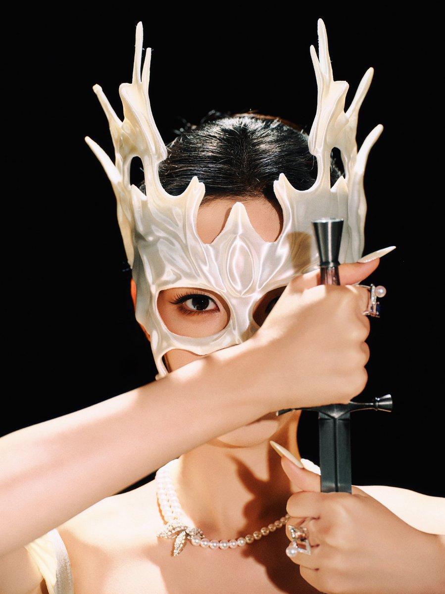 #ZhouYe for Tencent Video All Star Night 2025

More - weibo.com/6741964788/524…
weibo.com/7832948489/524…