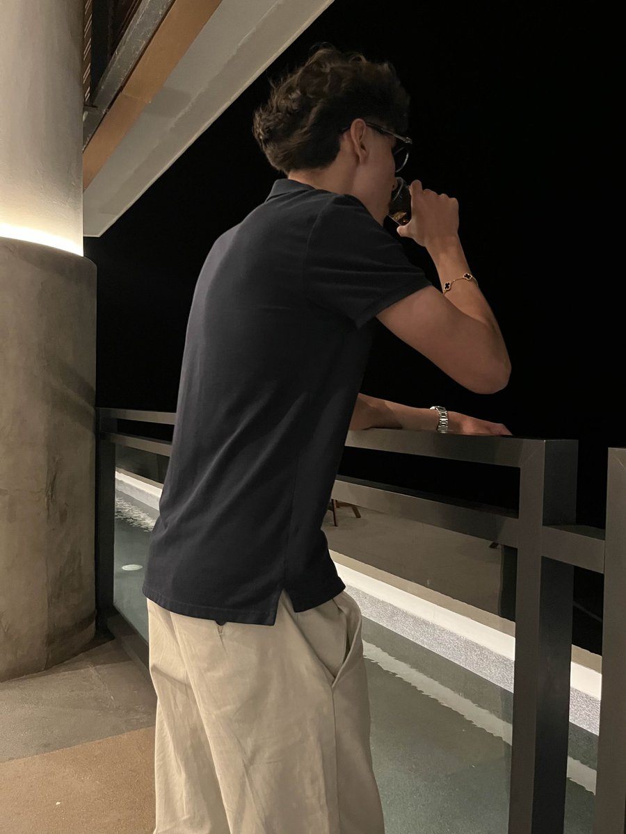 𝔱𝔥𝔬𝔪𝔞𝔰 tweet media