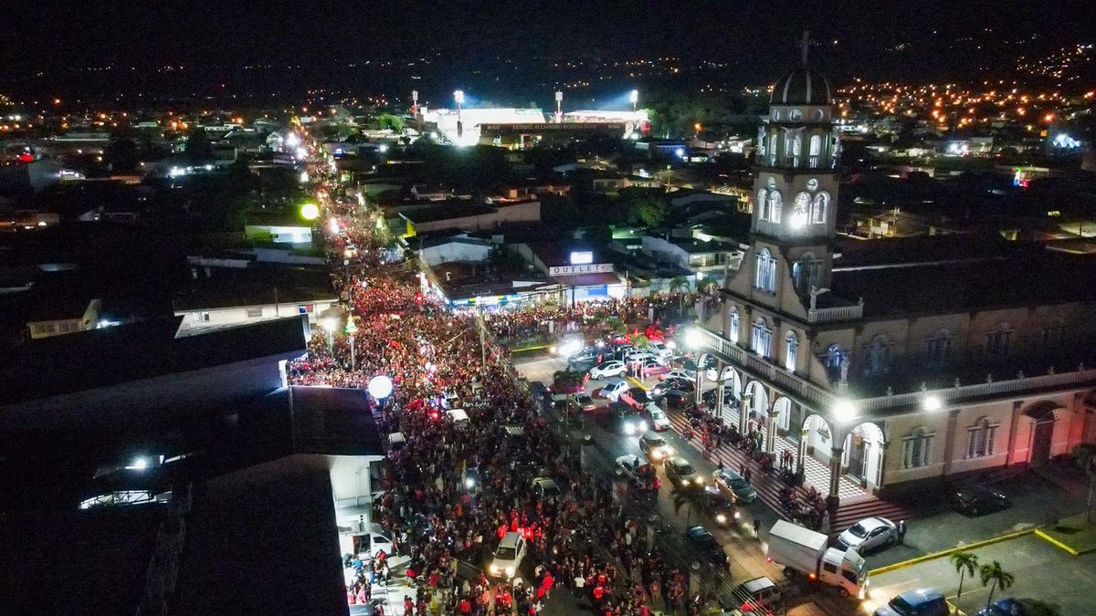 ¡ALAJUELA DE LA CABEZA! 🥂