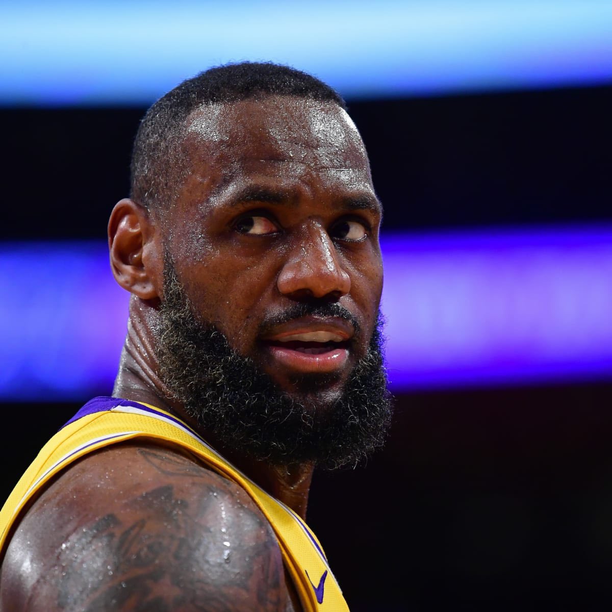 LakeShowYo's tweet image. LEBRON GAVE IT HIS ALL TONIGHT 👑 

36 POINTS
4 REBOUNDS
3 ASSISTS
2 STEALS
15/28 FG