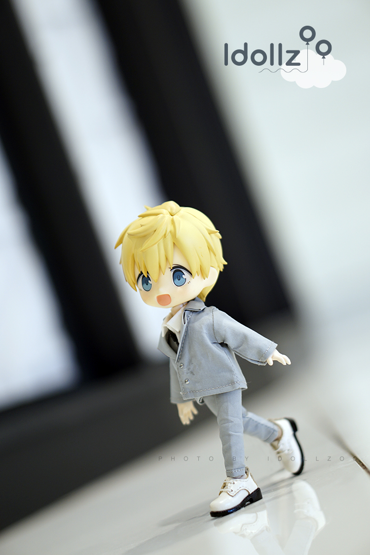 idollzoo.booth.pm/items/2619231
靴の背広