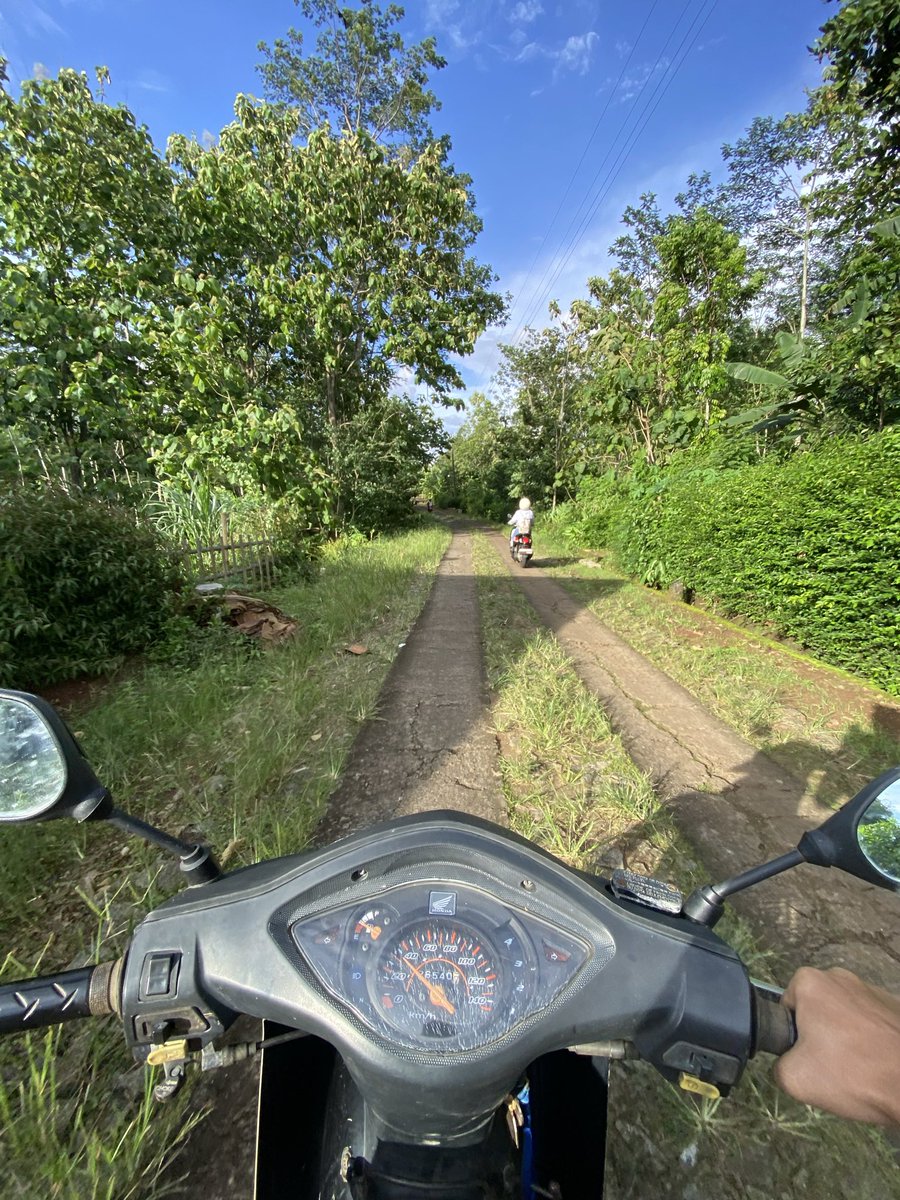 Hanya wong ndeso nunut bahagia💦