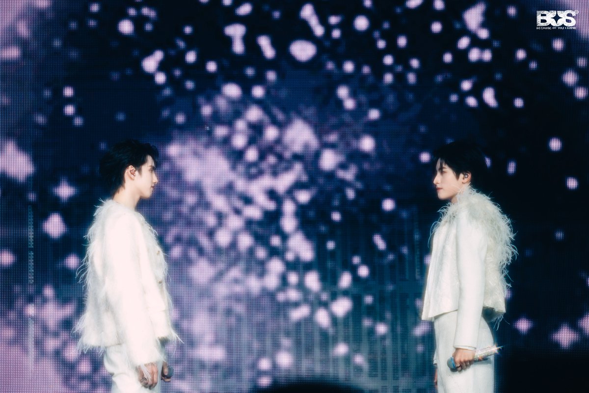 BUS_SONRAY's tweet image. เป็นอีกวันที่มีภาพจาก Happy BUSDAY The Sophomore มาฝากครับ 🤩 ใครยังคิดถึงบรรยากาศเหมือนกันบ้าง 🙌🏻 (11/12)

#PHUTATCHAI #AAashirakorn 

#HappyBUSDAY2025
#BUSbecauseofyouishine