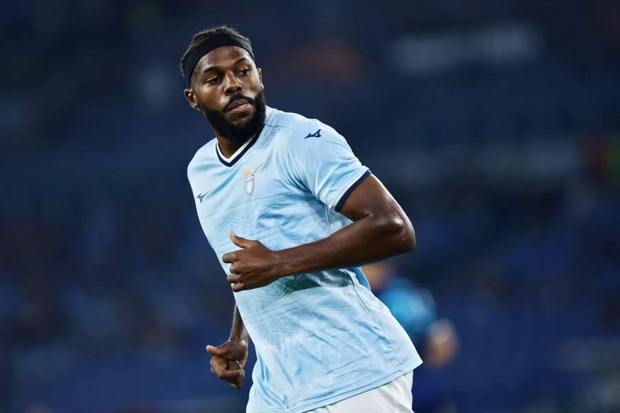 الاتحاد يتحرك للتعاقد مع المدافع البرتغالي نونو تافاريس نجم لاتسيو خلال فترة الانتقالات الشتوية المقبلة 