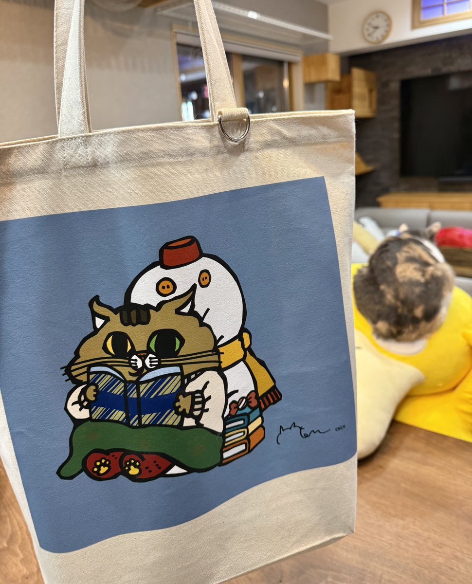 最近仕事の時は、いつもこの｢みらいちゃん｣のトートバッグを使ってます